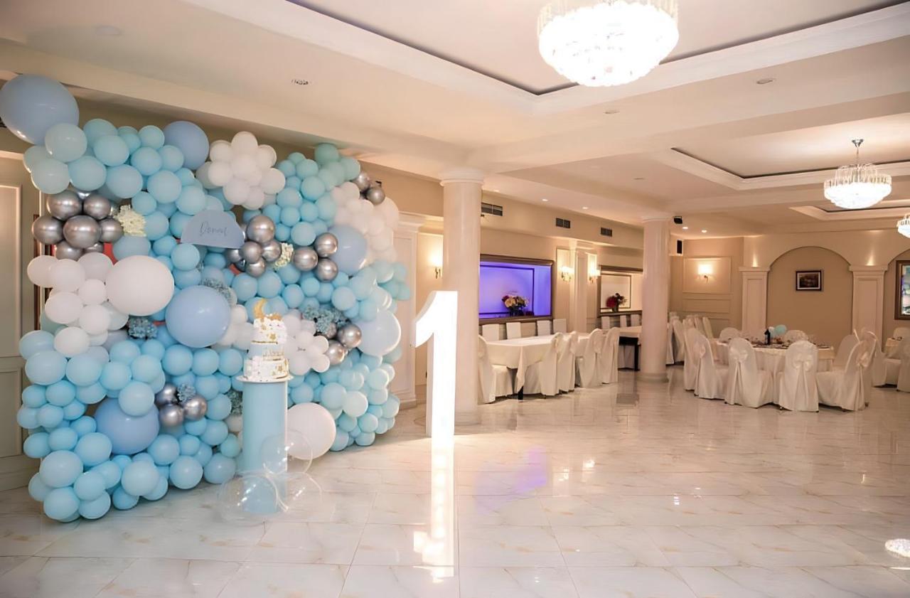 Prince Hotel Тирана Екстер'єр фото